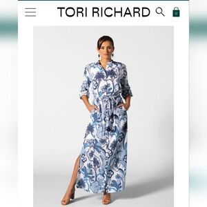 TORI RICHARD DRESS BUTTON DOWN BRAIDED BELT SHORT SLEEVES FLORAL NWOT SIZE SMALL